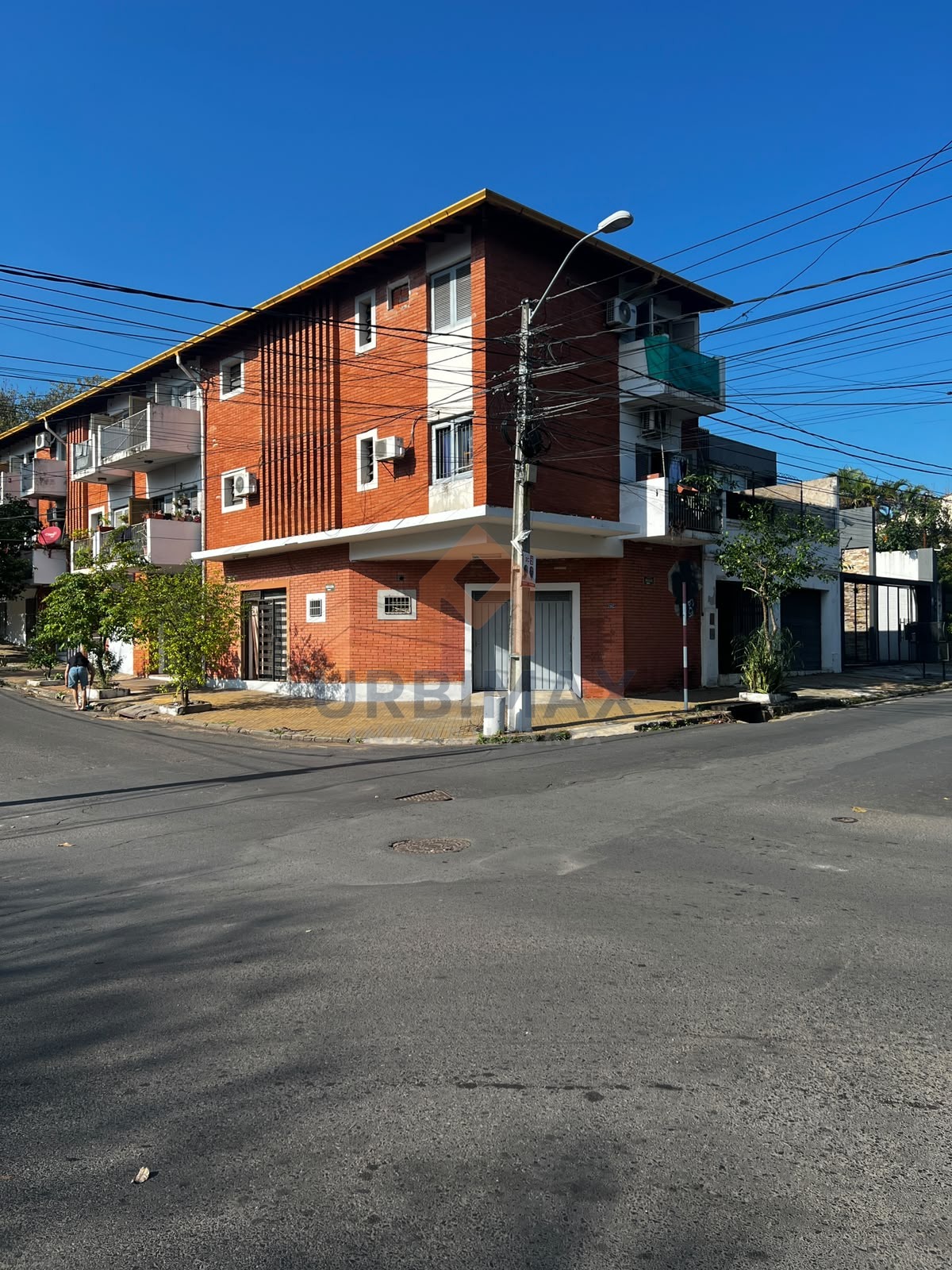 Edificio con renta activa en Ciudad Nueva en Asunción